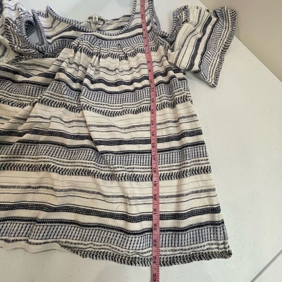 Max Studio blue white striped large top blouse - Picture 4 of 6